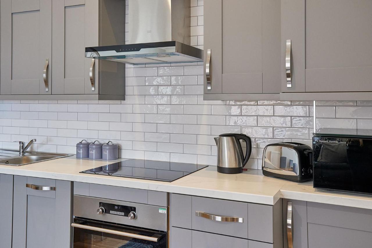 Apartment 3, Khyber Lodge Apartments Γουίτμπι Εξωτερικό φωτογραφία