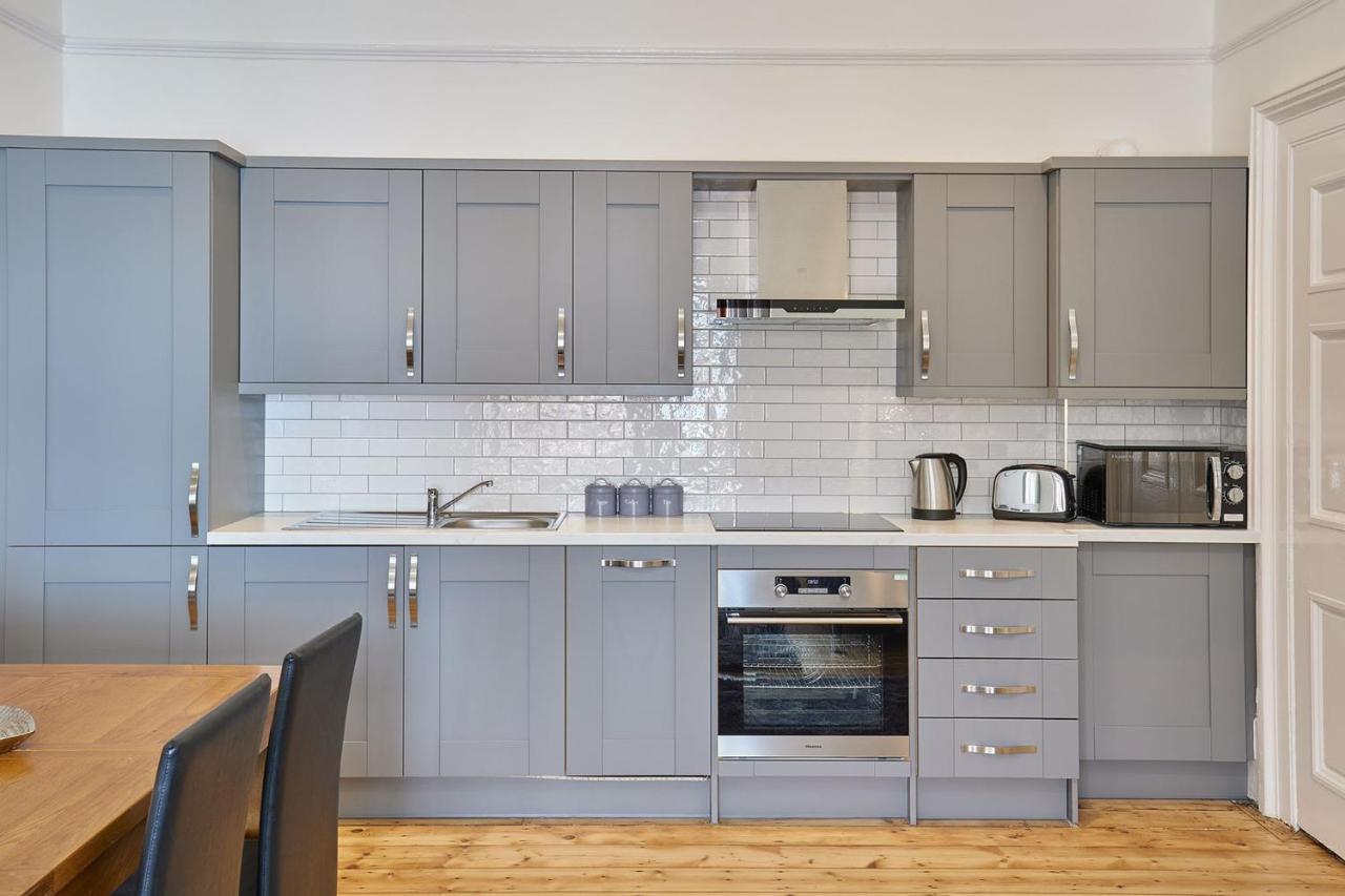 Apartment 3, Khyber Lodge Apartments Γουίτμπι Εξωτερικό φωτογραφία
