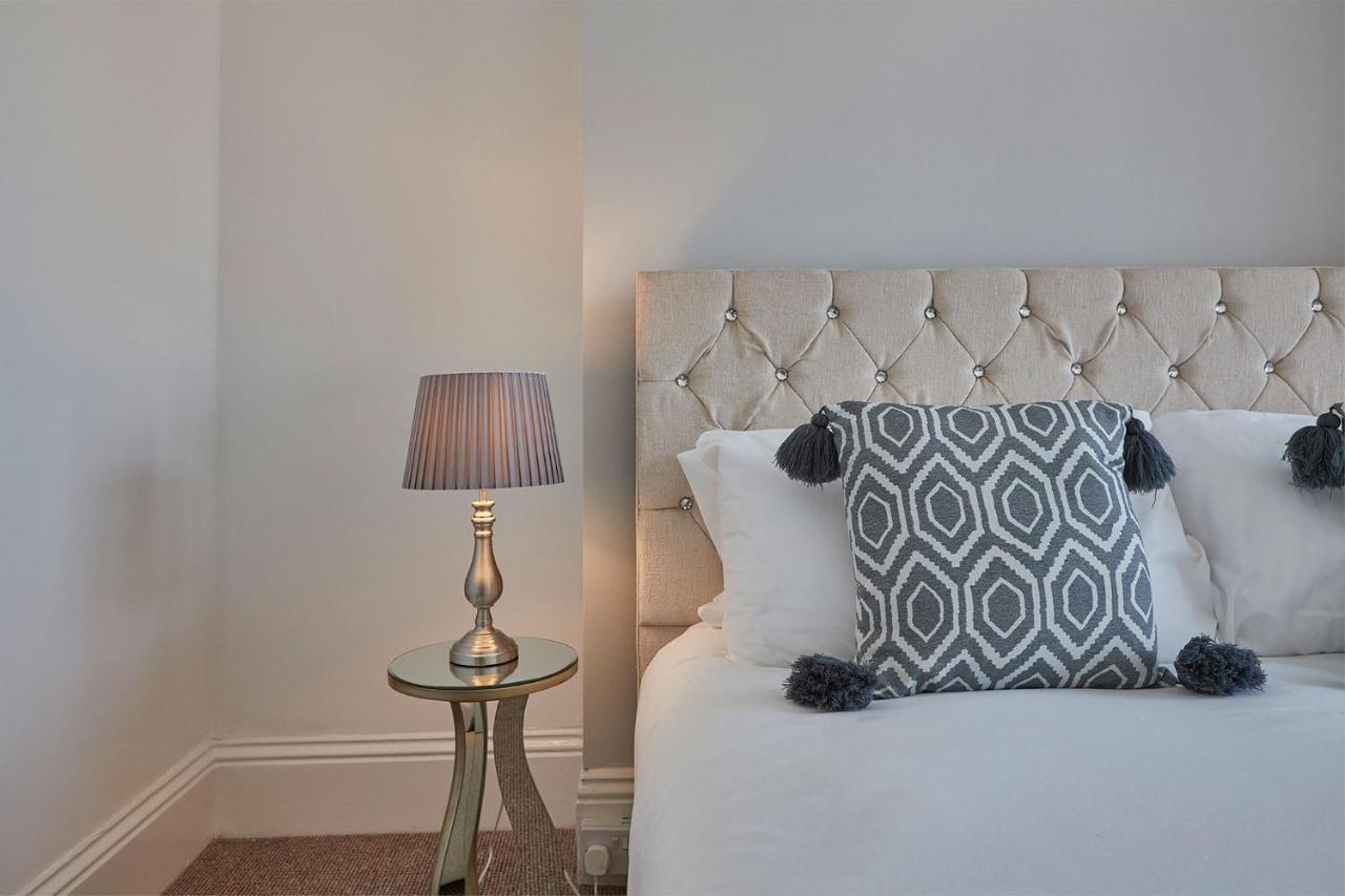 Apartment 3, Khyber Lodge Apartments Γουίτμπι Εξωτερικό φωτογραφία